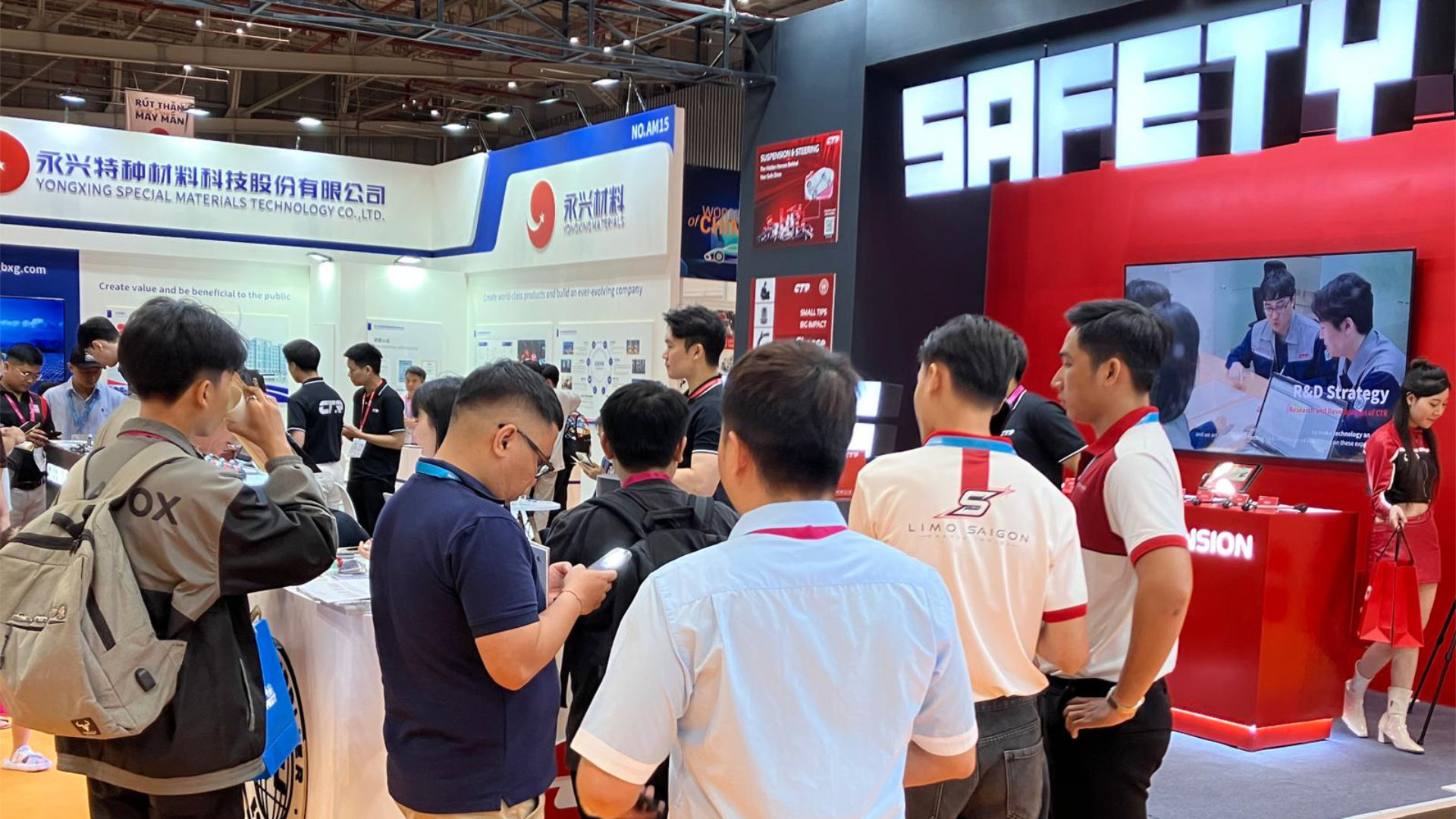 Blick in eine Halle der Automechanika Ho Chi Minh City 2025
