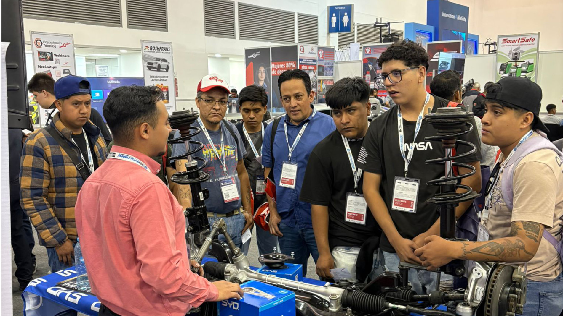 View into a hall at Automechanika Mexico 2025