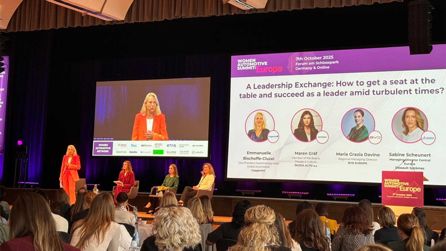 Panel discussion at Women Automotive Summit Europe 2025 on leadership and successful women in automotive industry management