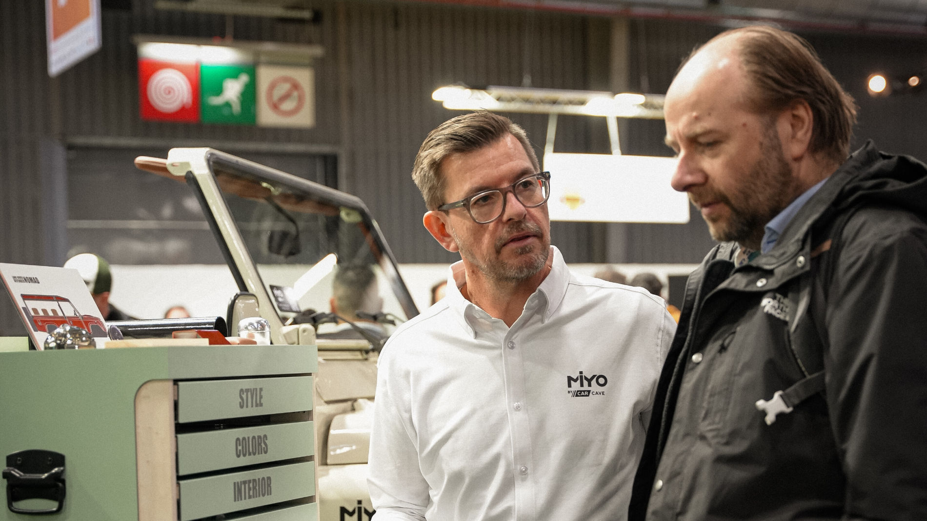 Consultation on classic vehicle customisation by Roel Geraerts