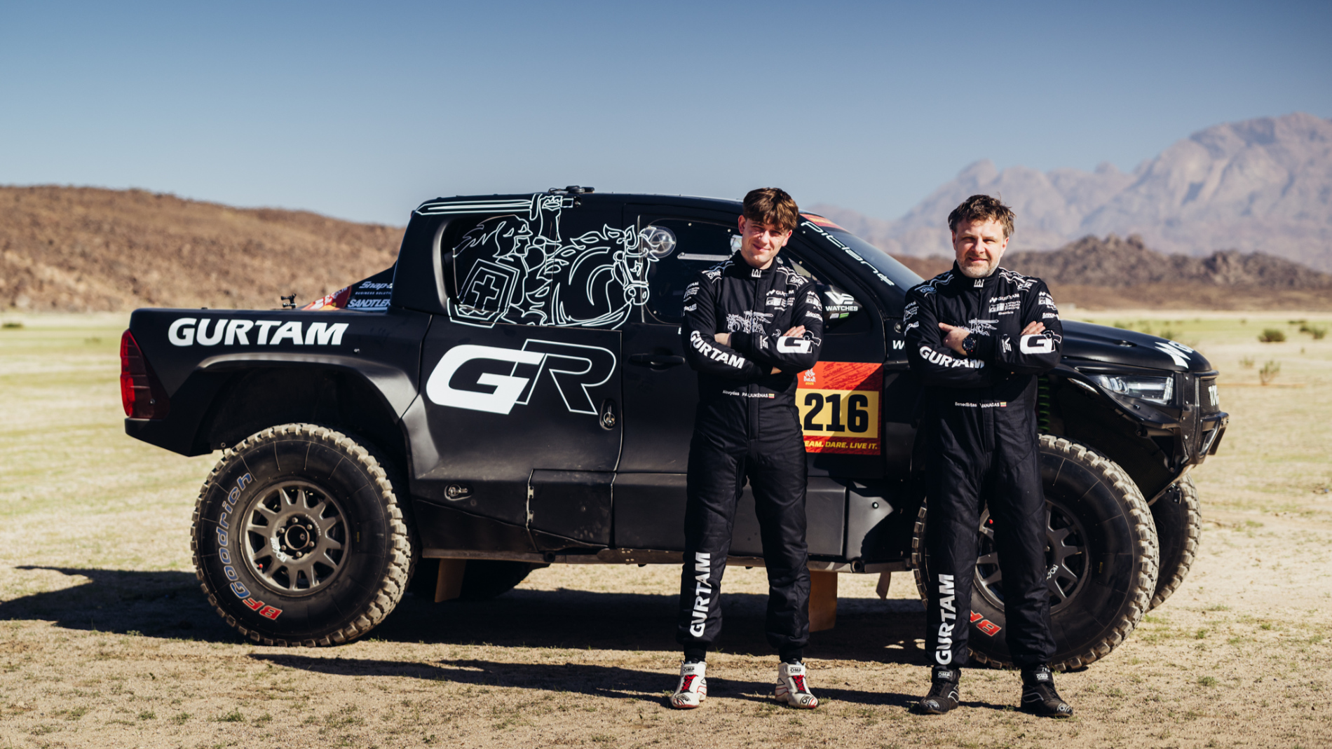 Benediktas Vanagas und Aisvydas Paliukėnas beim Start der Dakar 2026